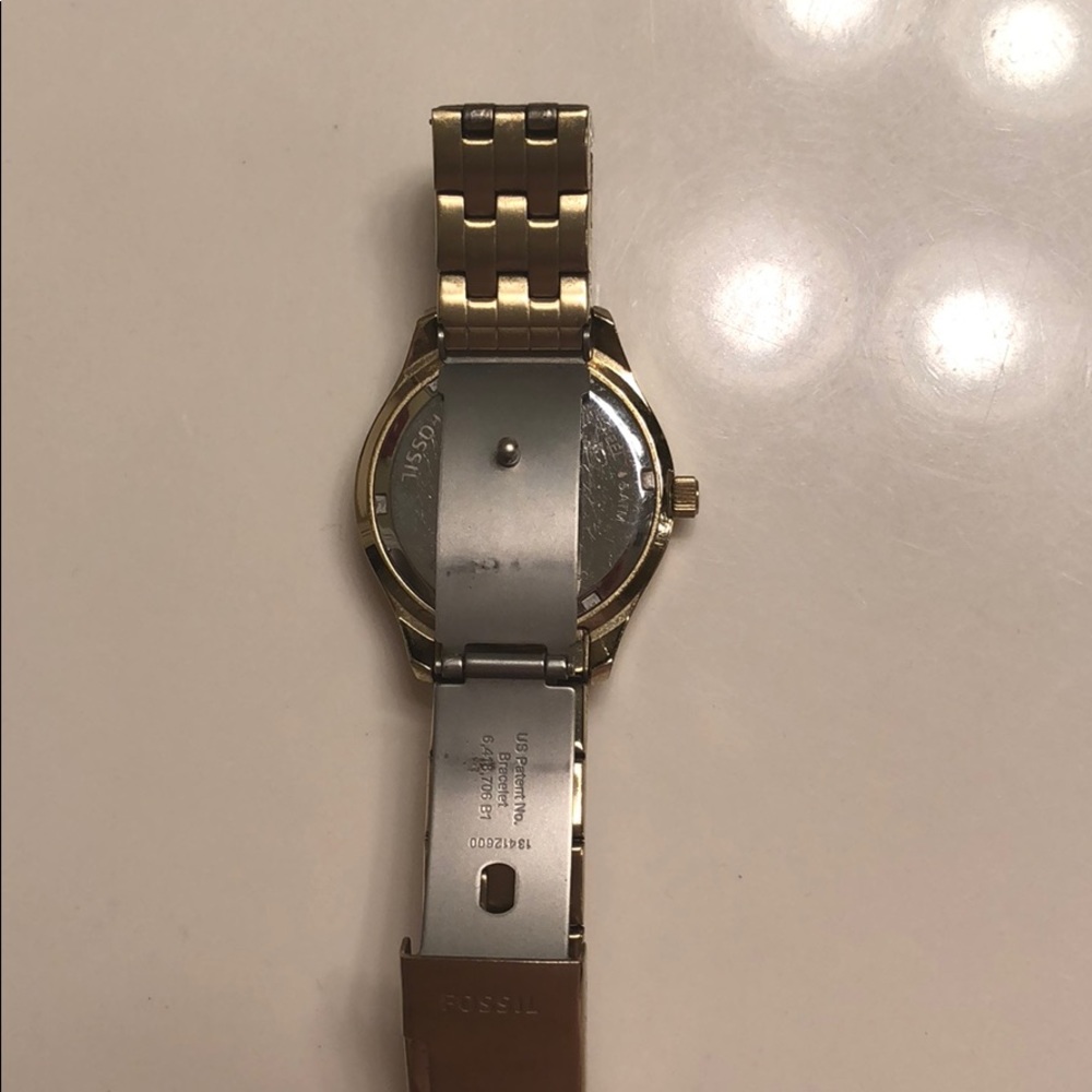 Fossil Watch - Picture 3 of 5